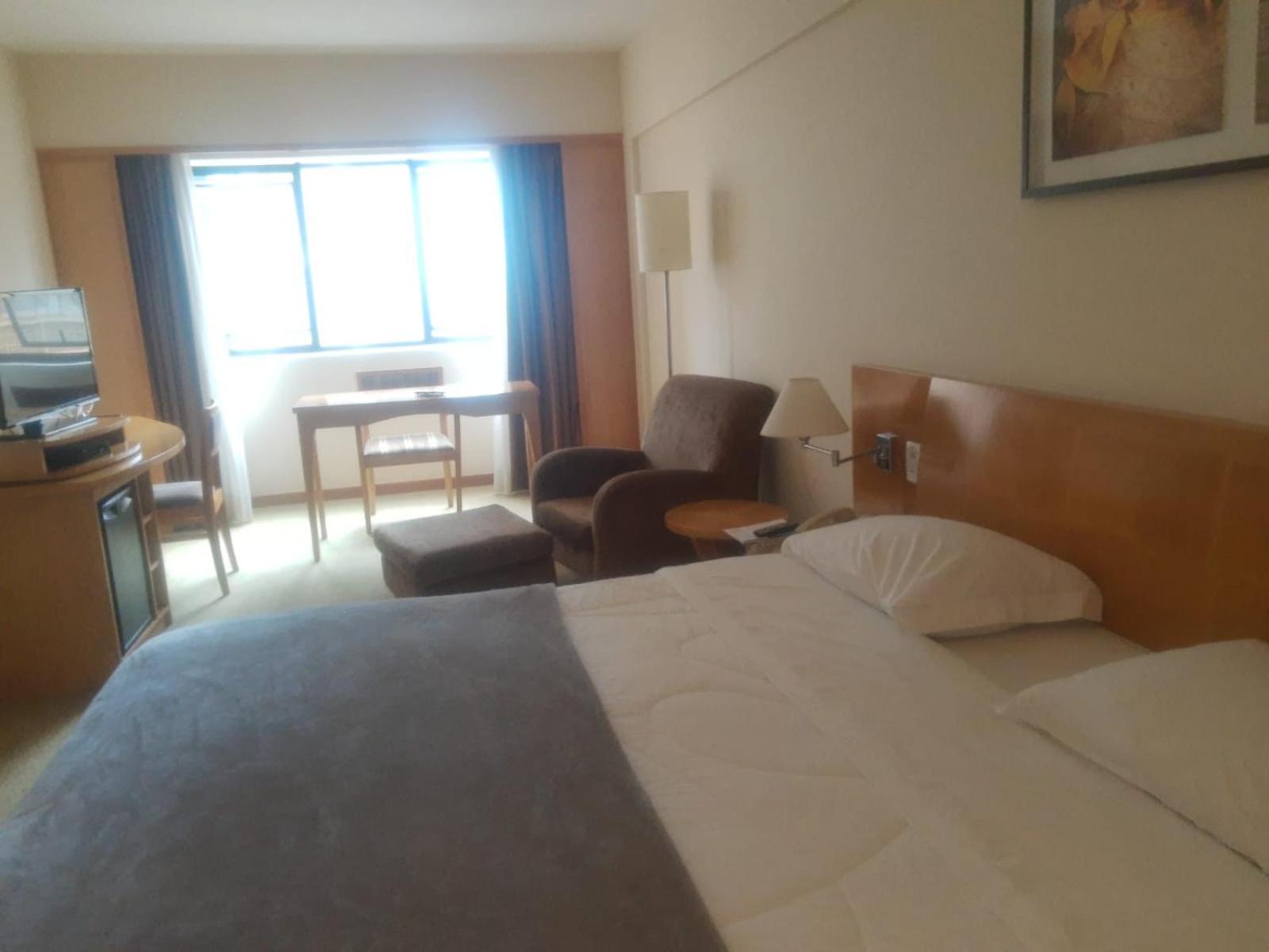 Hotel Alphaville Apto 909 บารูเอรี ภายนอก รูปภาพ